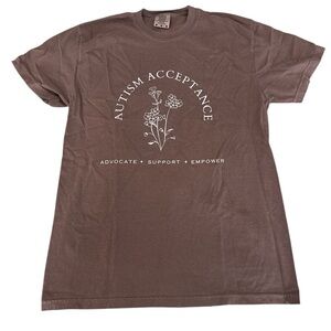 NWOT, Women’s Comfort Colors Graphic T-Shirt, Brown, M, R33